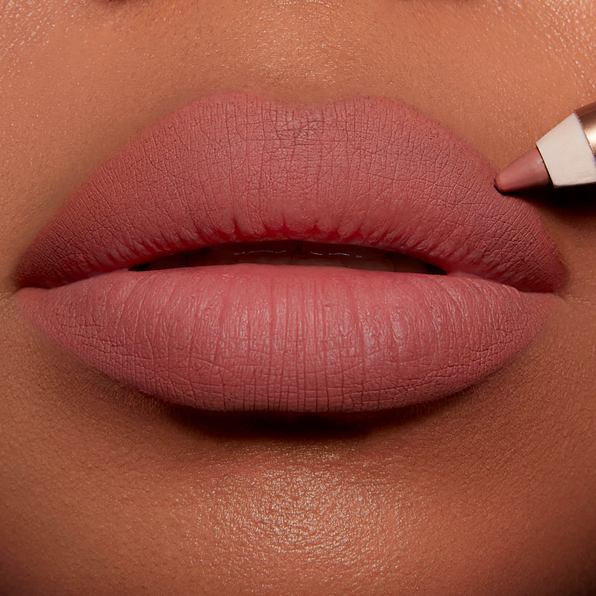 Lip Cheat Lip Liner
