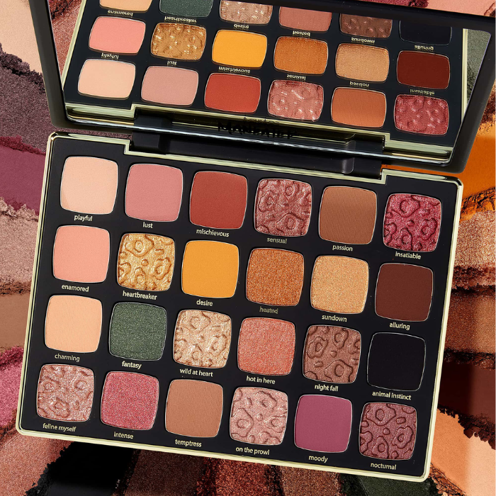 maneater ™ after dark eyeshadow palette