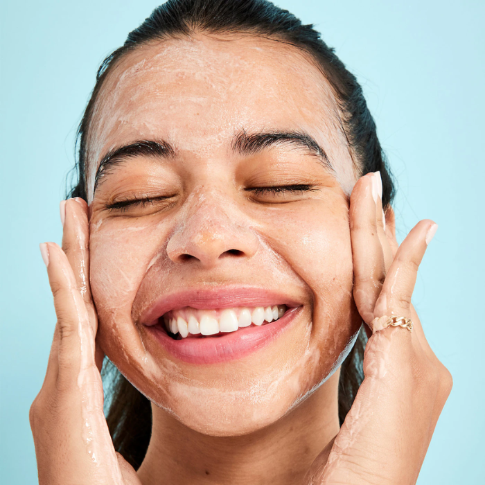 Beauty Deep Cleanser With Red Clay First Aid ( Limpiador en gel)