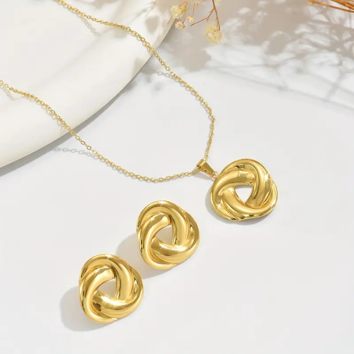 Set De Aretes + Collar Chapado En Oro De 18k De Acero Inoxidable 304