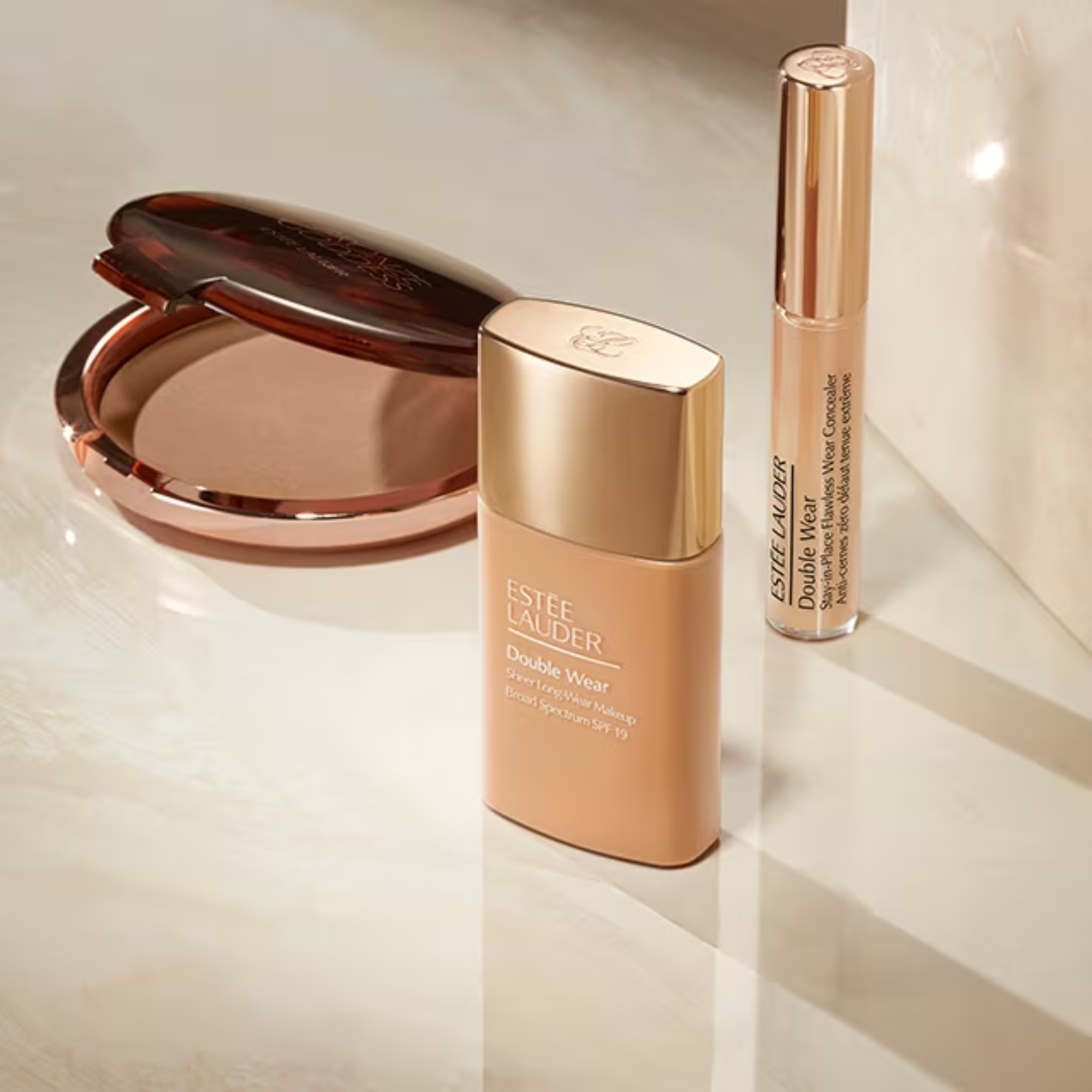 Double Wear Sheer Long-Wear Foundation SPF 19