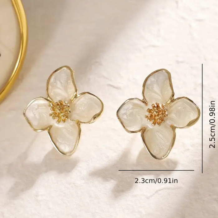 Aretes De Flores En Resina Aguja Del Oído: Acero Inoxidable