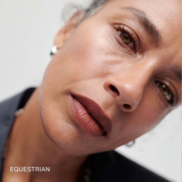 Signature Lip Lightweight Matte Lipstick