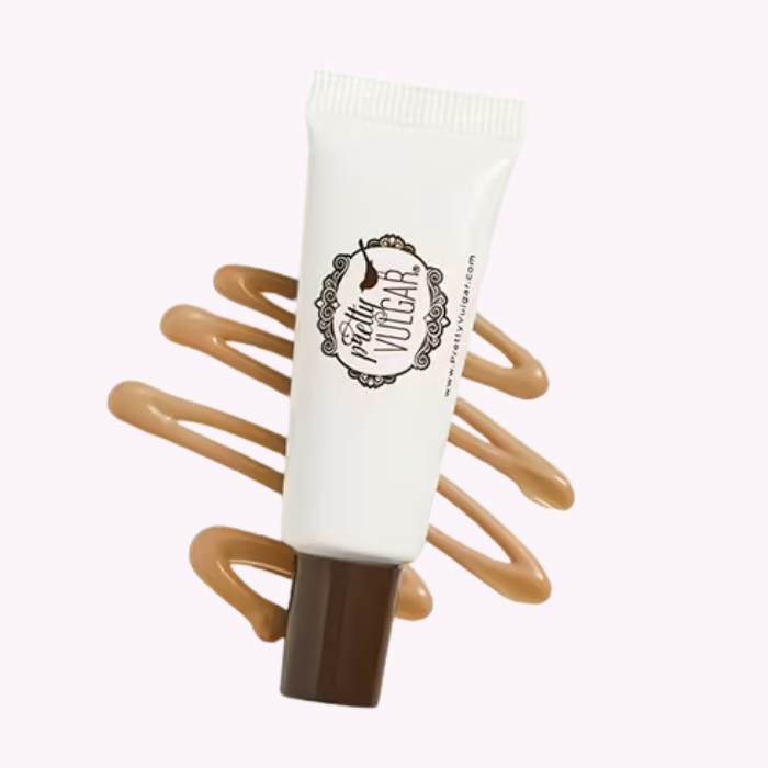 Base de maquillaje Cool AF Lava Water en Unveiled Queen