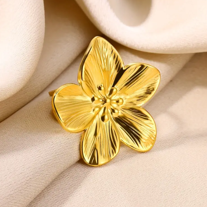 Anillo Abierto Con Diseño De Flor Chapado En Oro De 18 Quilates