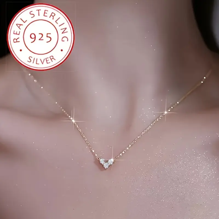 Collar con dije de corazón en plata 925
