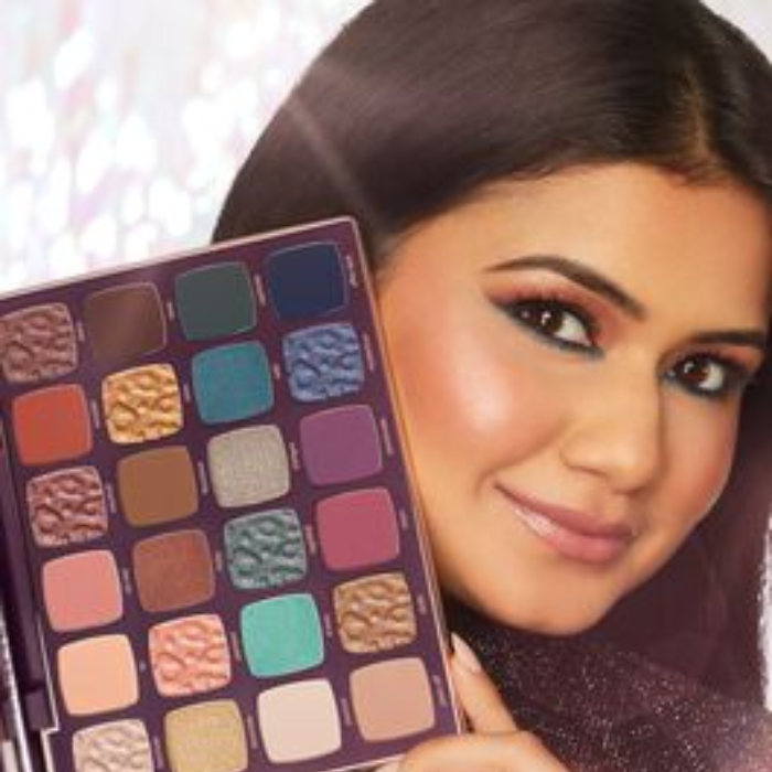 Maneater™ Nightfall Eyeshadow Palette (Limited Edition)