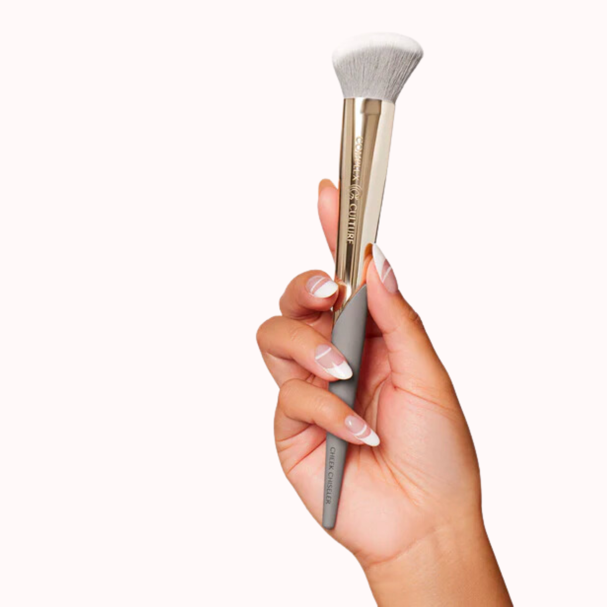 Cheek chiseler Blush & Bronzer Brush