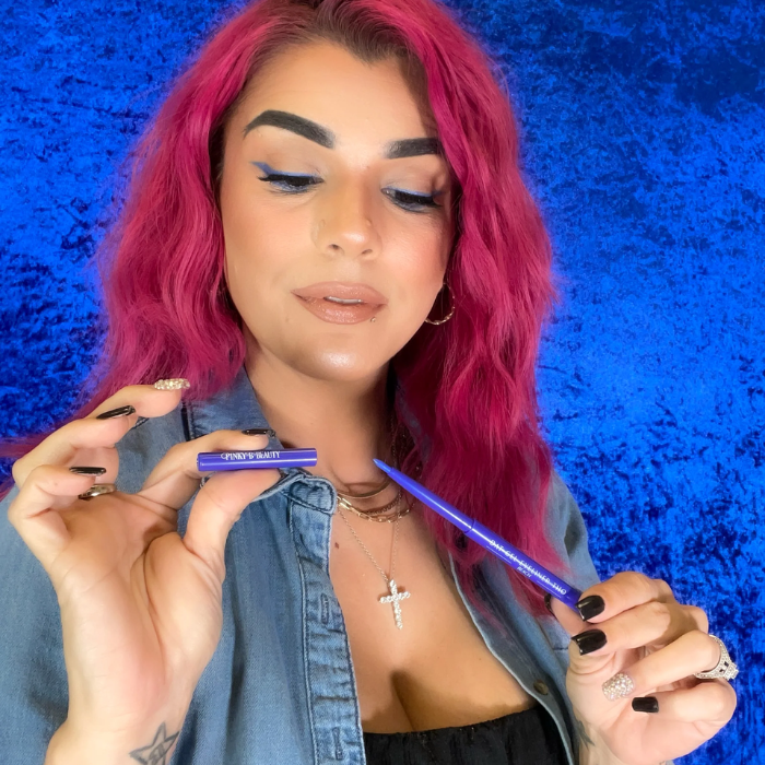 Dat Gel Eyeliner Tho in Beach - Delineador azul a prueba de agua con difuminador