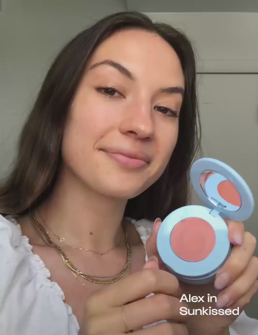 Stack the Odds Blush, Bronzer & Highlighter Trio SIN CAJA NUEVO