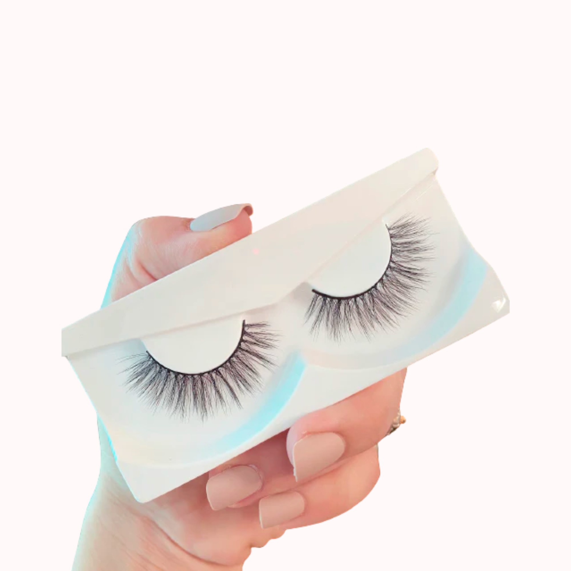 KISS ME  (silk lashes)