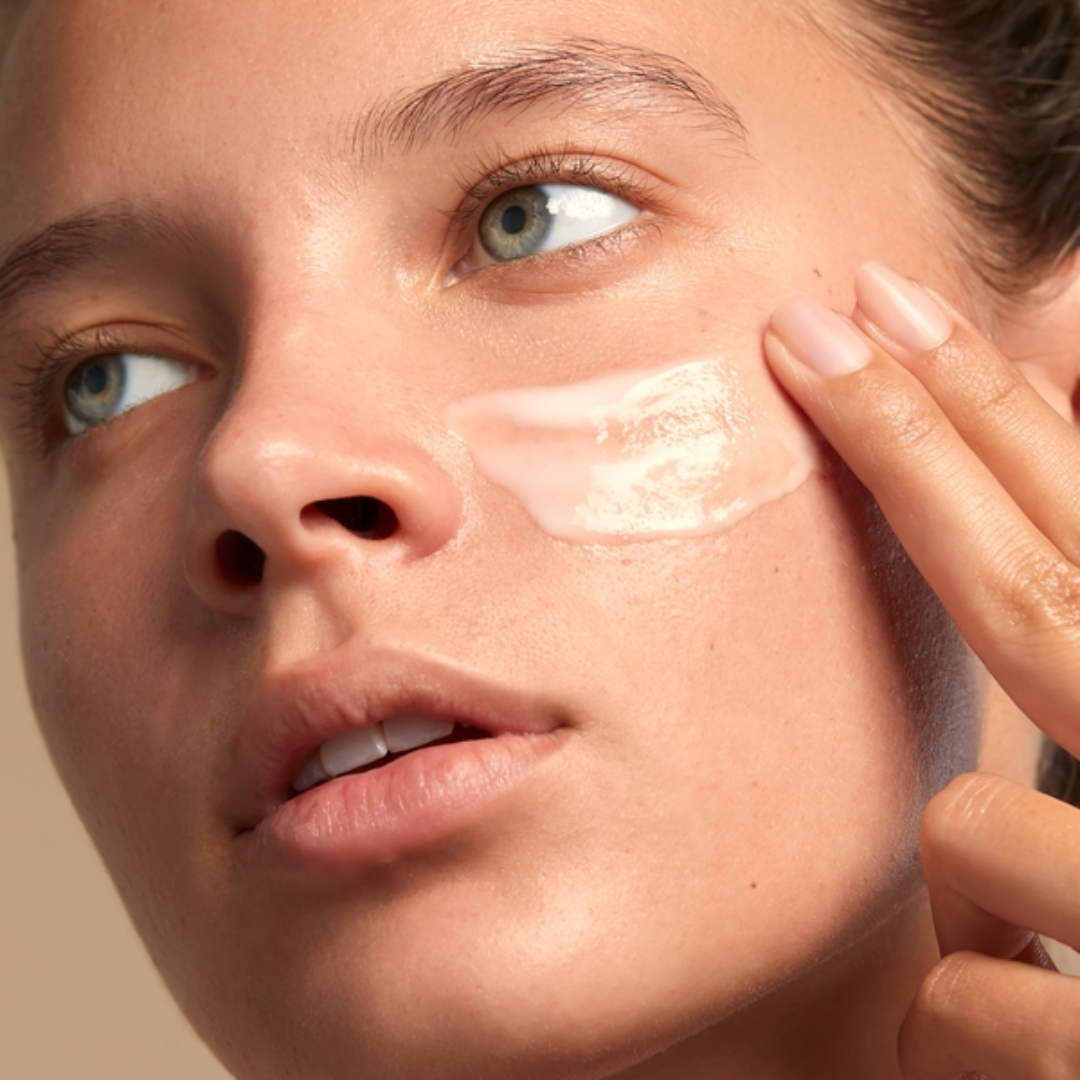 Truly Becoming Multi-benefit Peptide Serum
