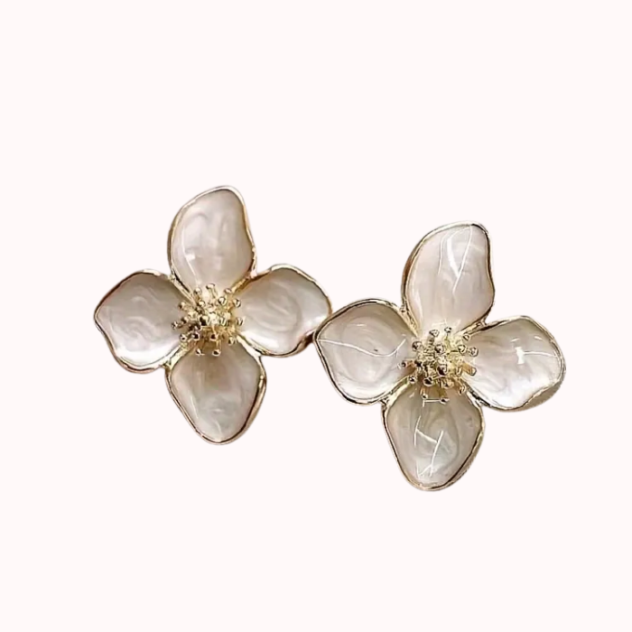 Aretes De Flores En Resina Aguja Del Oído: Acero Inoxidable