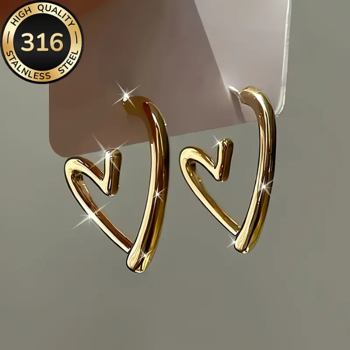 Aretes de corazón de acero inoxidable hipoalergénico chapados en oro de 18K