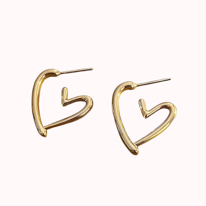 Aretes de corazón de acero inoxidable hipoalergénico chapados en oro de 18K
