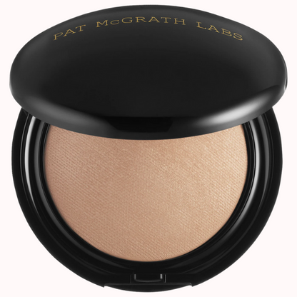 Skin Fetish: Sublime Perfection Blurring Under Eye Powder