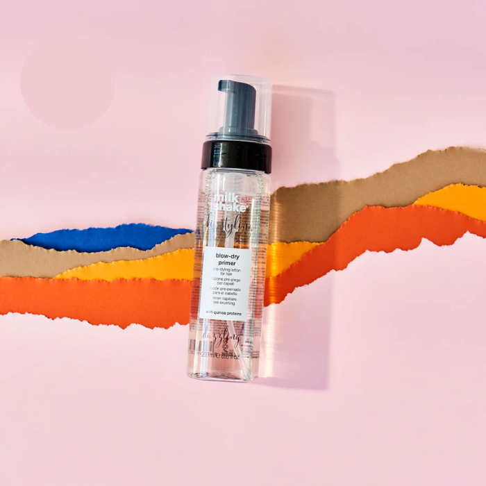 Milk Shake Lifestyling Blow Dry Primer Protege Del Calor, Reduce El Tiempo De Secado, Prolonga La Duración Del Peinado Y Previene La Pérdida De Color.