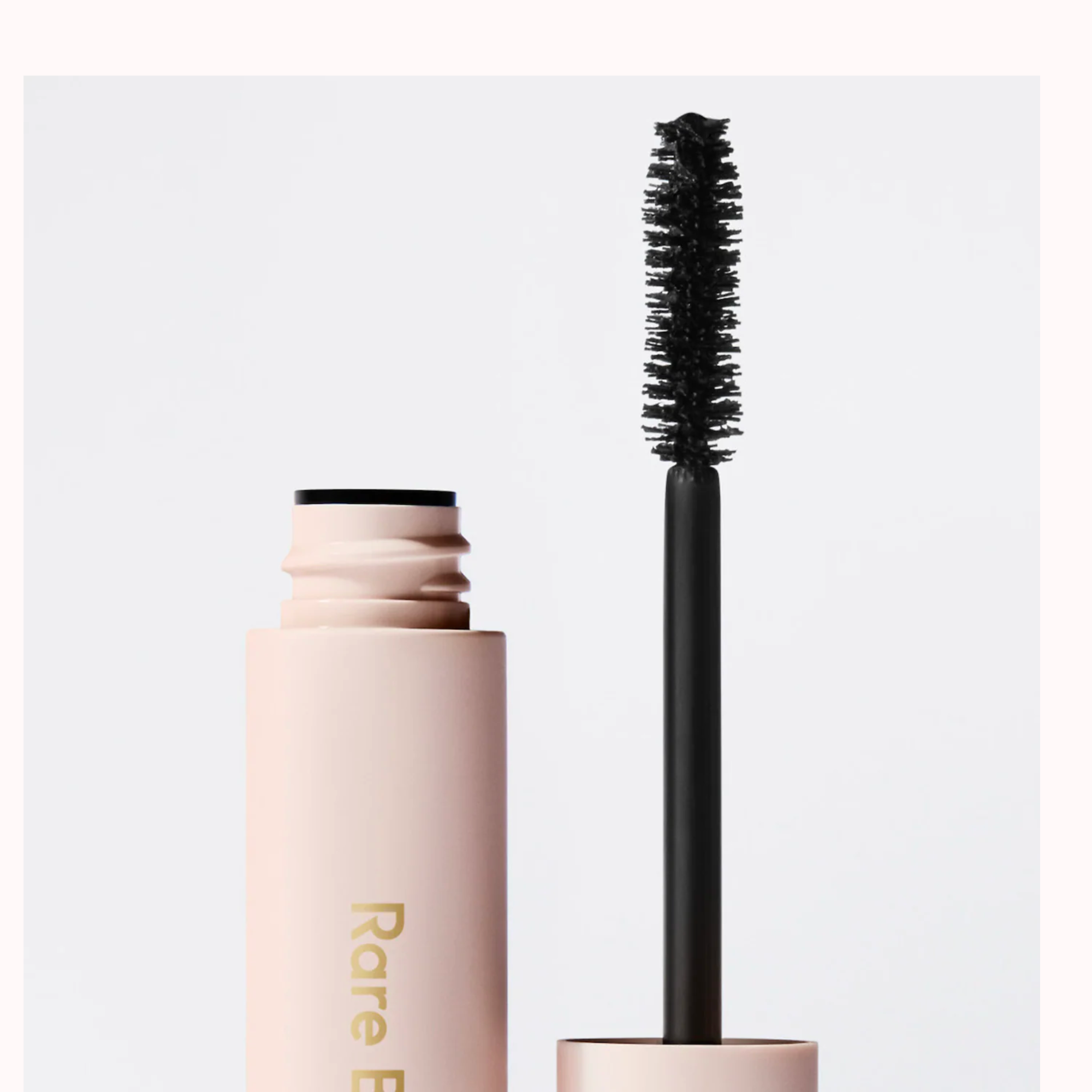 Perfect Strokes Universal Volumizing Mascara